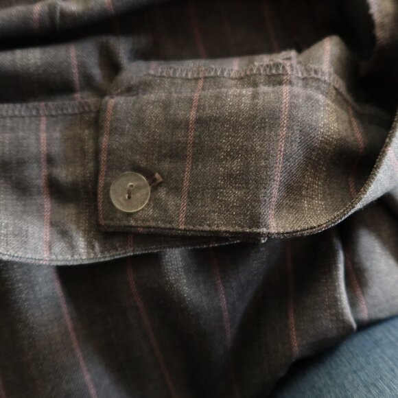 Shin Choi grey with pink pinstripes dress pants size 2 side buttons so cute! - Picture 11 of 13